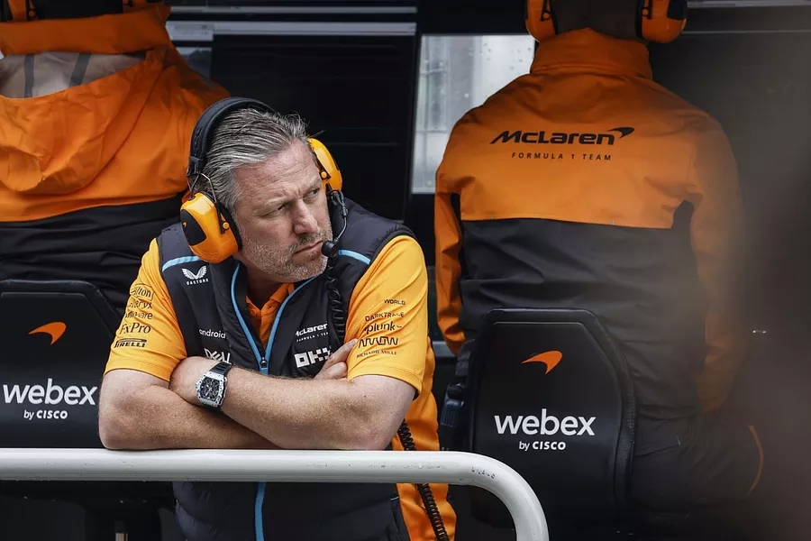 Brown, Williams F1'i yatırım çılgınlığı konusunda uyarıyor 