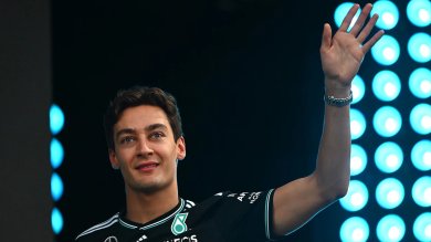 Russell: “Şu anda anormal olan şey, çok sayıda F1 pilotunun uzun vadeli anlaşmasının olması” 